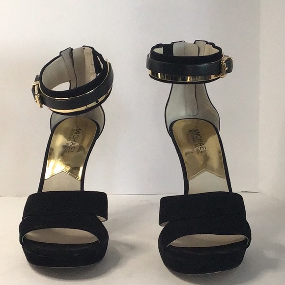 💥💥 NEW MICHAEL KORS 💥💥.              ANKLE STRAP SANDAL - Picture 3 of 8